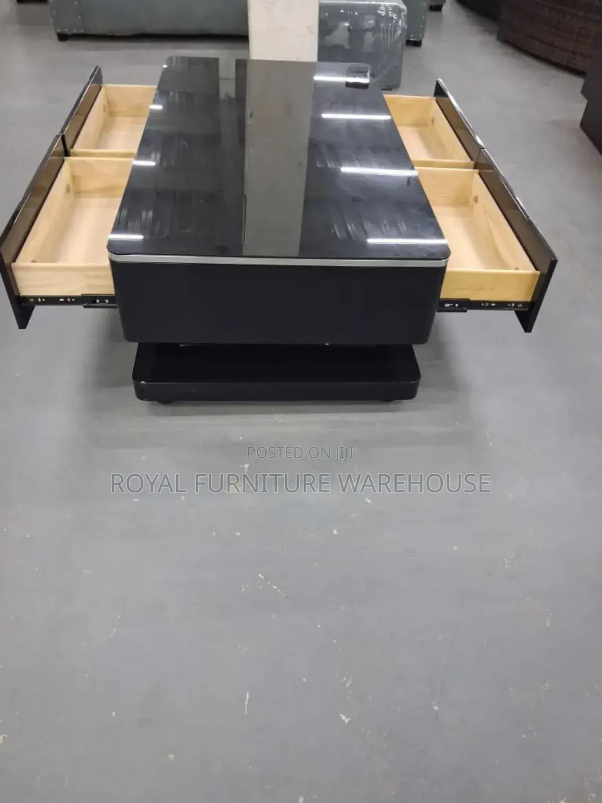 Foreign Type Center Table