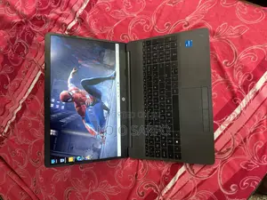 Laptop HP 250 G10 12GB Intel Core i5 SSD 512GB