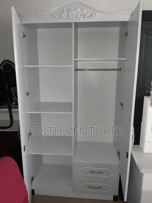 Kids' Room Wardrobe