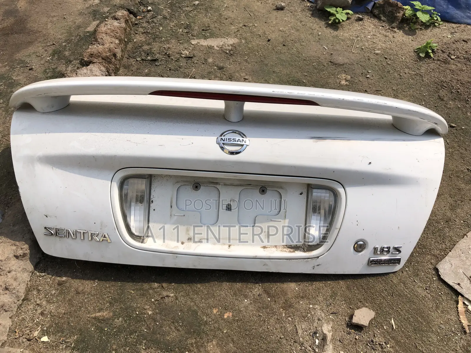 Nissan Sentra 2005 Booth