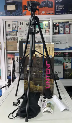 Yunteng VCT-5208 Tripod Stand Phone and Camera With Remote
