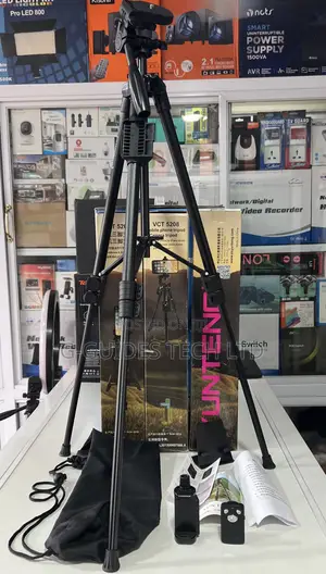 Yunteng VCT-5208 Tripod Stand Phone and Camera With Remote