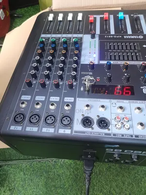 Yamaha KPG Powered 12 Channel Mixer