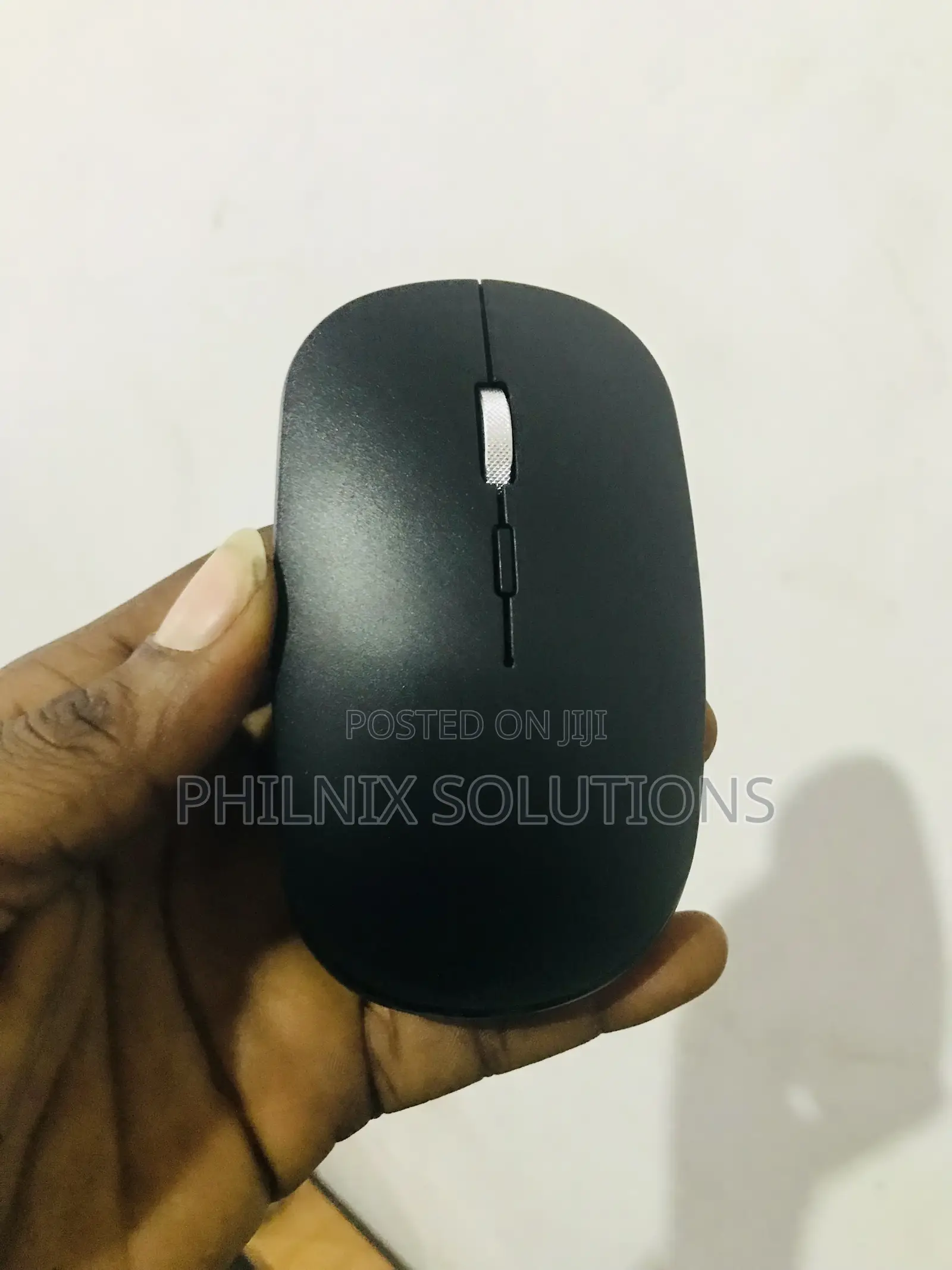 Universal Wireless Mouse