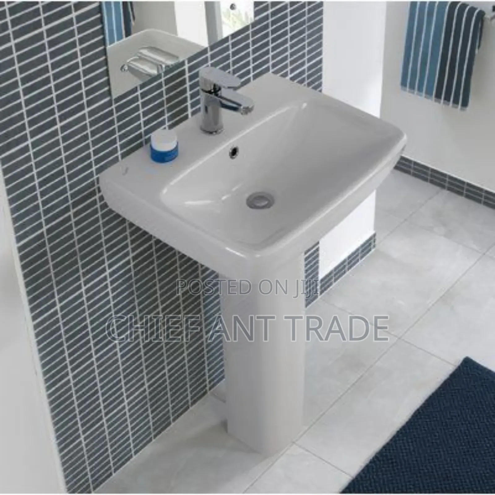 White Pedestal Basin 4002