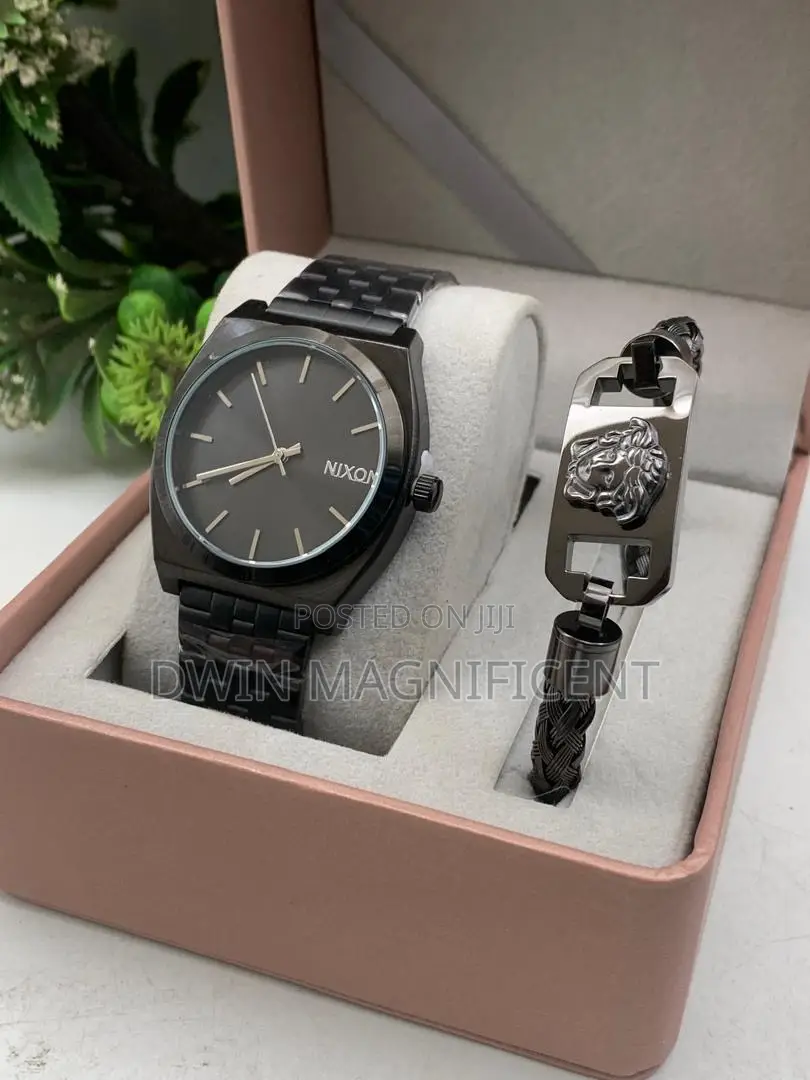 Nixon Men’S Stainless Steel Watch + Free Bracelet – Premium