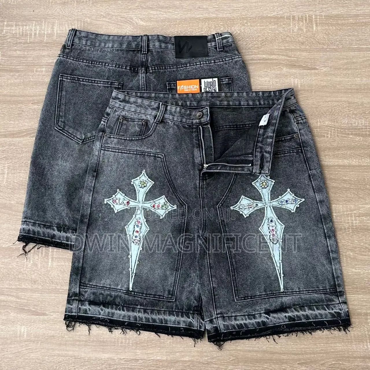 Designer-Inspired Men’S Denim Shorts – Trendy Rugged