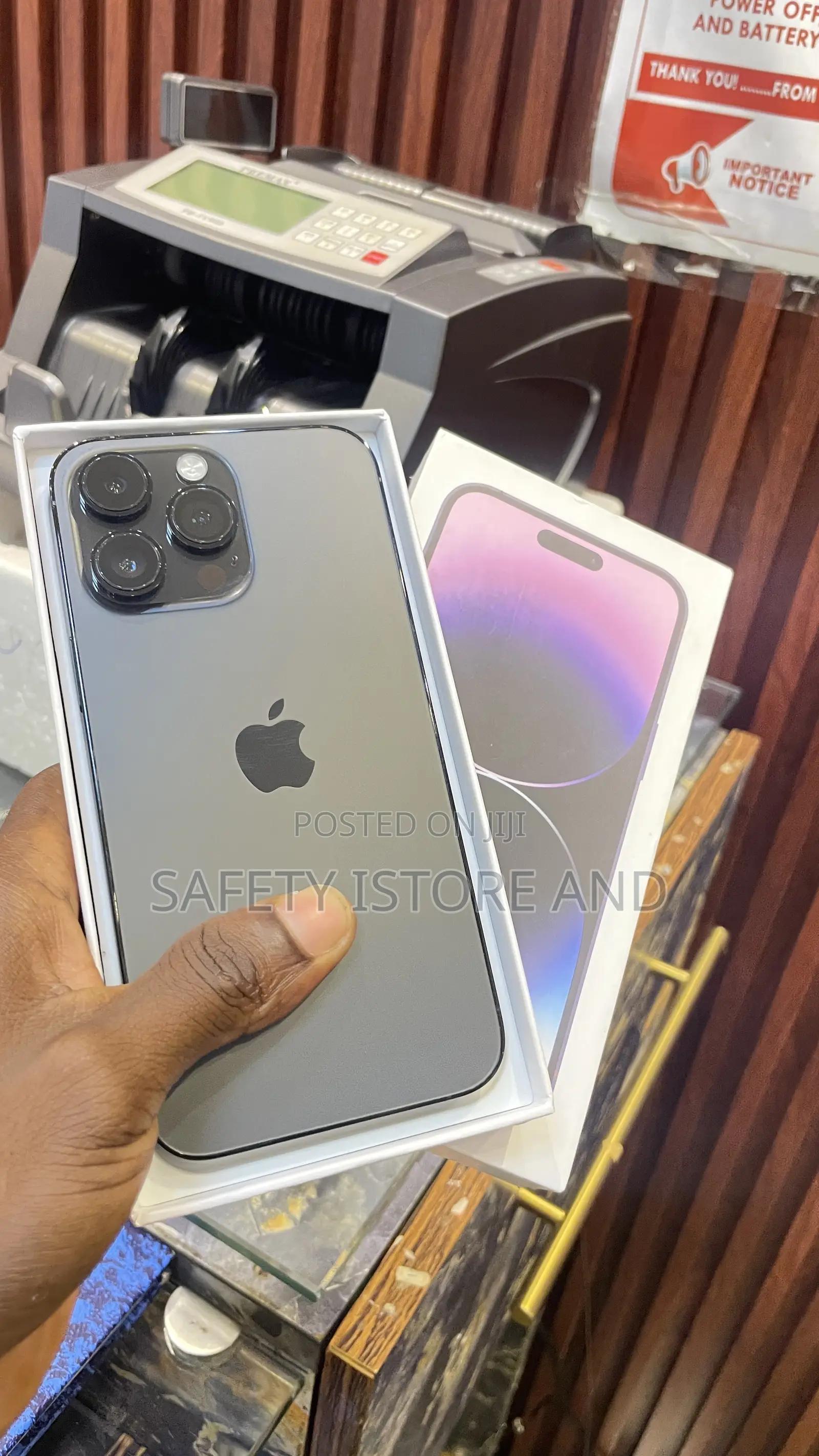 New Apple iPhone 14 Pro Max 128 GB Black