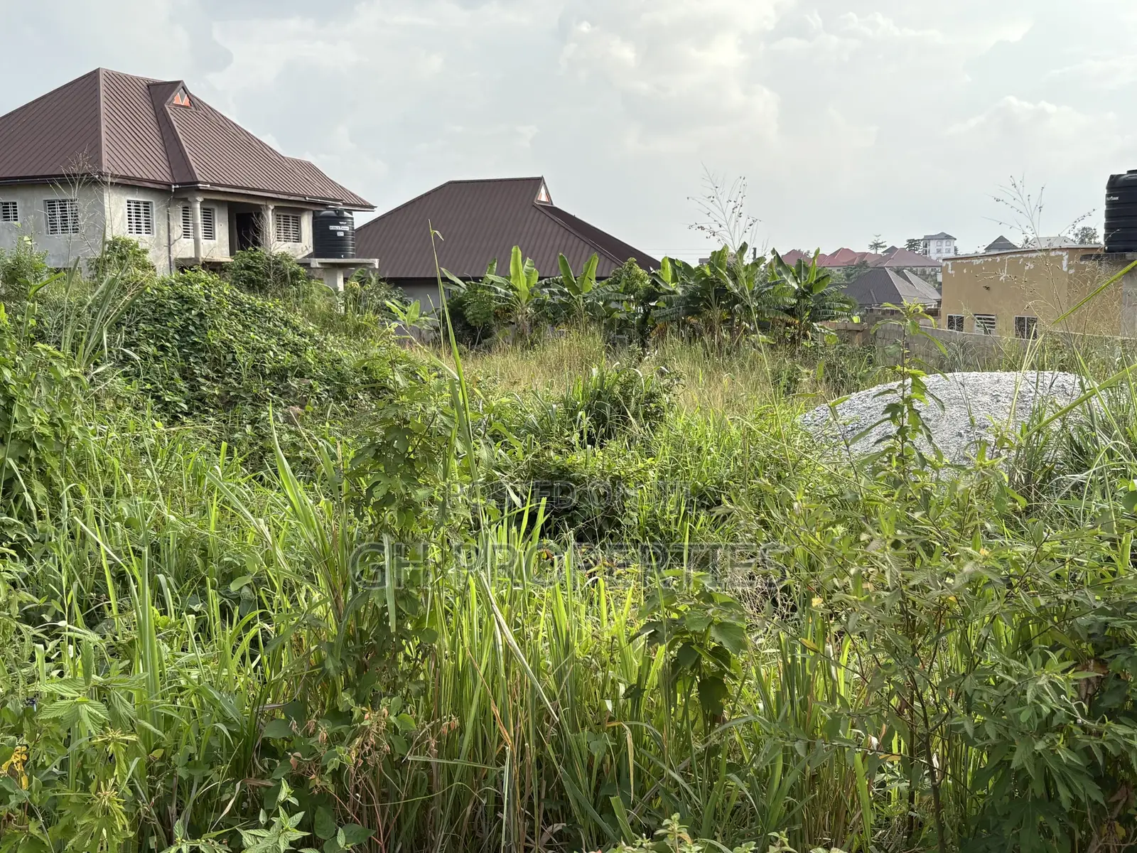 One Plot for Sale at Sokoban,Wood Village Area.