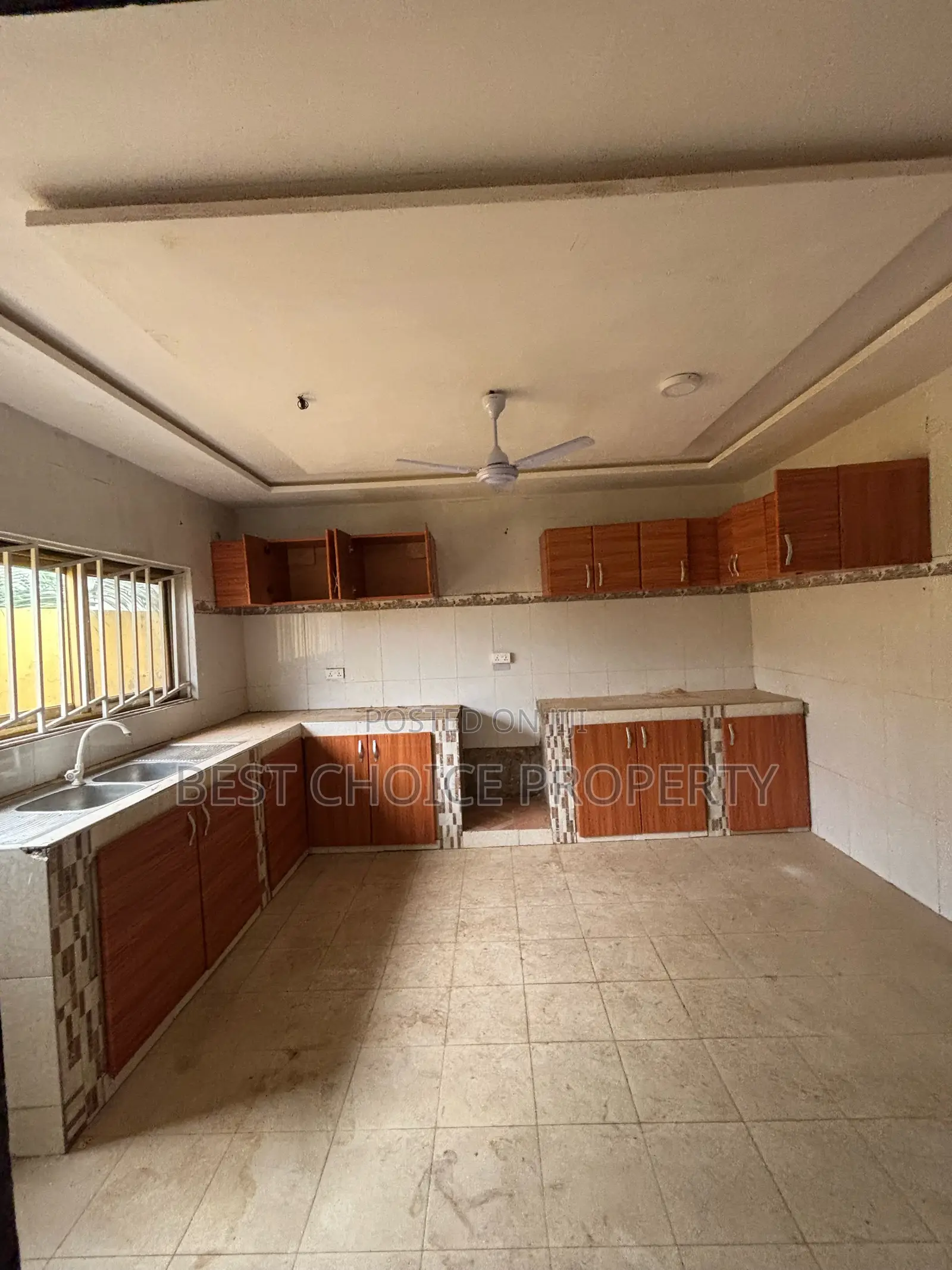 4bdrm Apartment in East Legon for rent