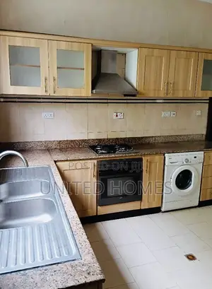 5bdrm House in Osu for rent