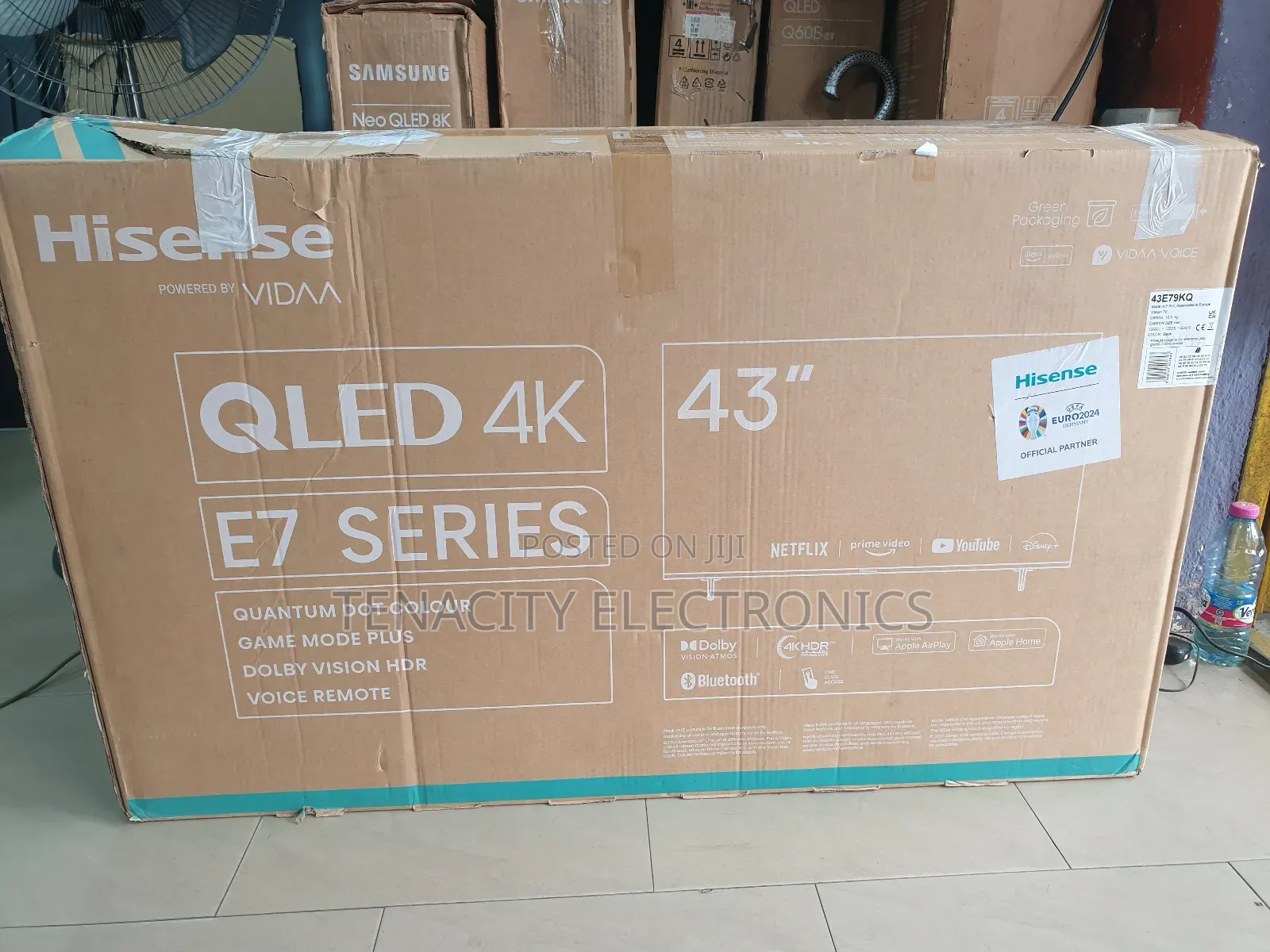 Qled Hisense 43"Smart Uhd HDR Edgeless Tv