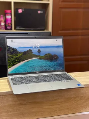 Laptop Dell Latitude 5520 16GB Intel Core I5 HDD+SSD 256GB