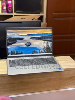 Laptop Dell Latitude 5520 16GB Intel Core I5 HDD+SSD 256GB