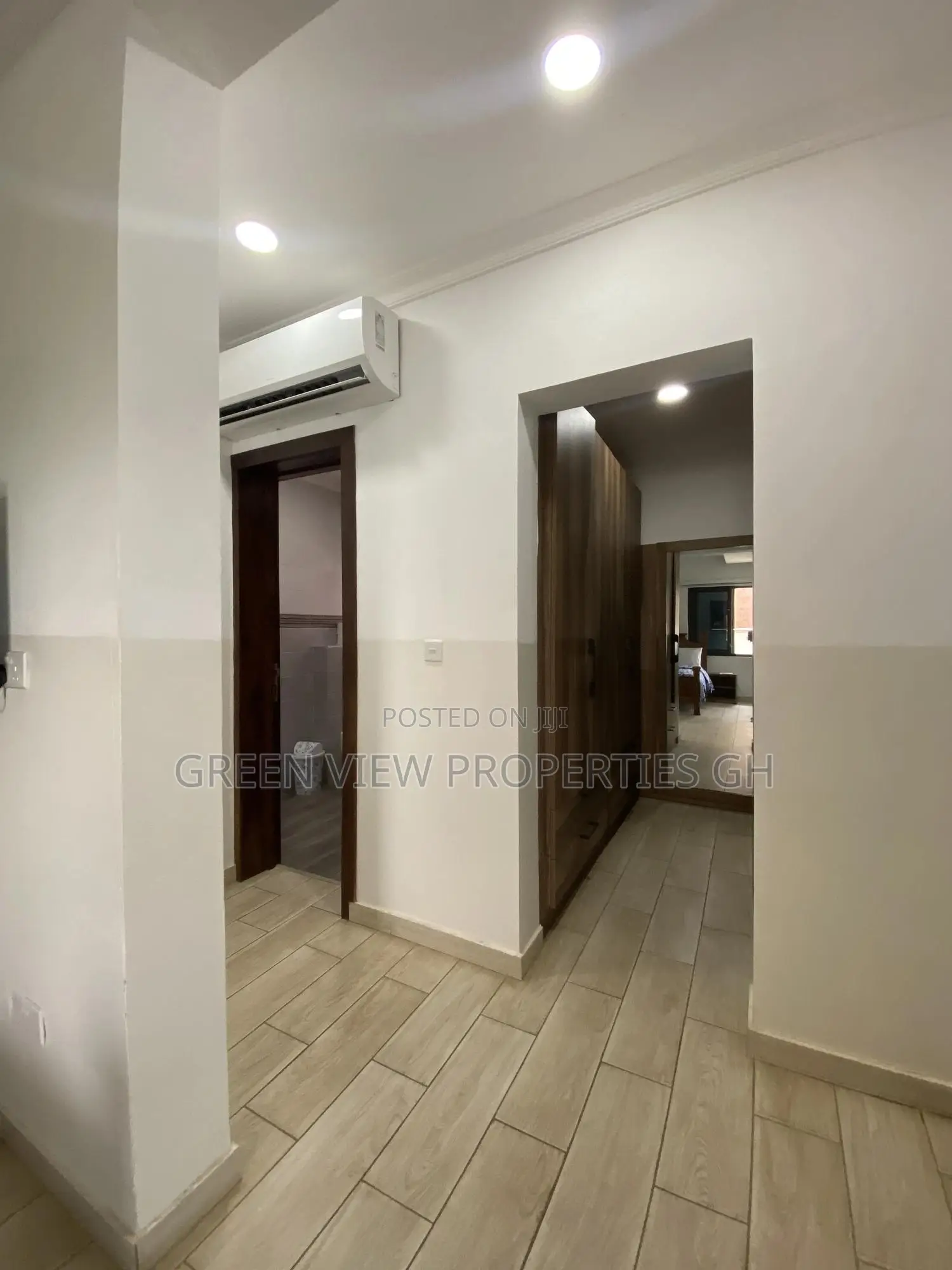 Furnished 4bdrm Duplex in West Hills Mall Area for rent