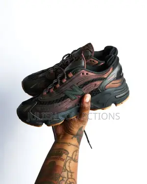 New Balance 1000 Coffee Brown and Black