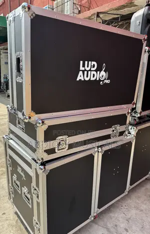 Lud -Mixer Rack /24- Channel Rack Mixer.