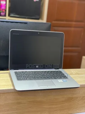 Laptop HP EliteBook 820 G3 8GB Intel Core i5 HDD+SSD 256GB