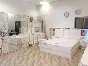 Bedroom Set With Drawers