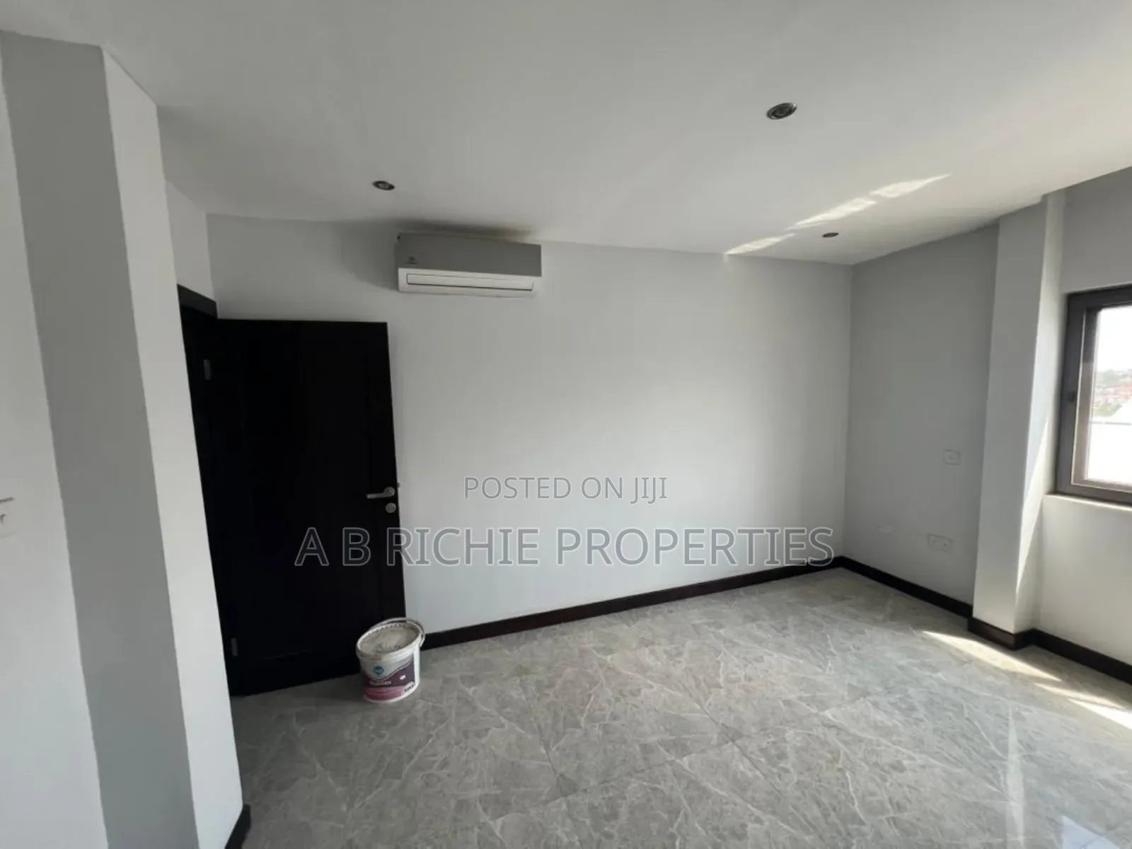 2bdrm Apartment in Ab Richie Properties, Abelemkpe for sale