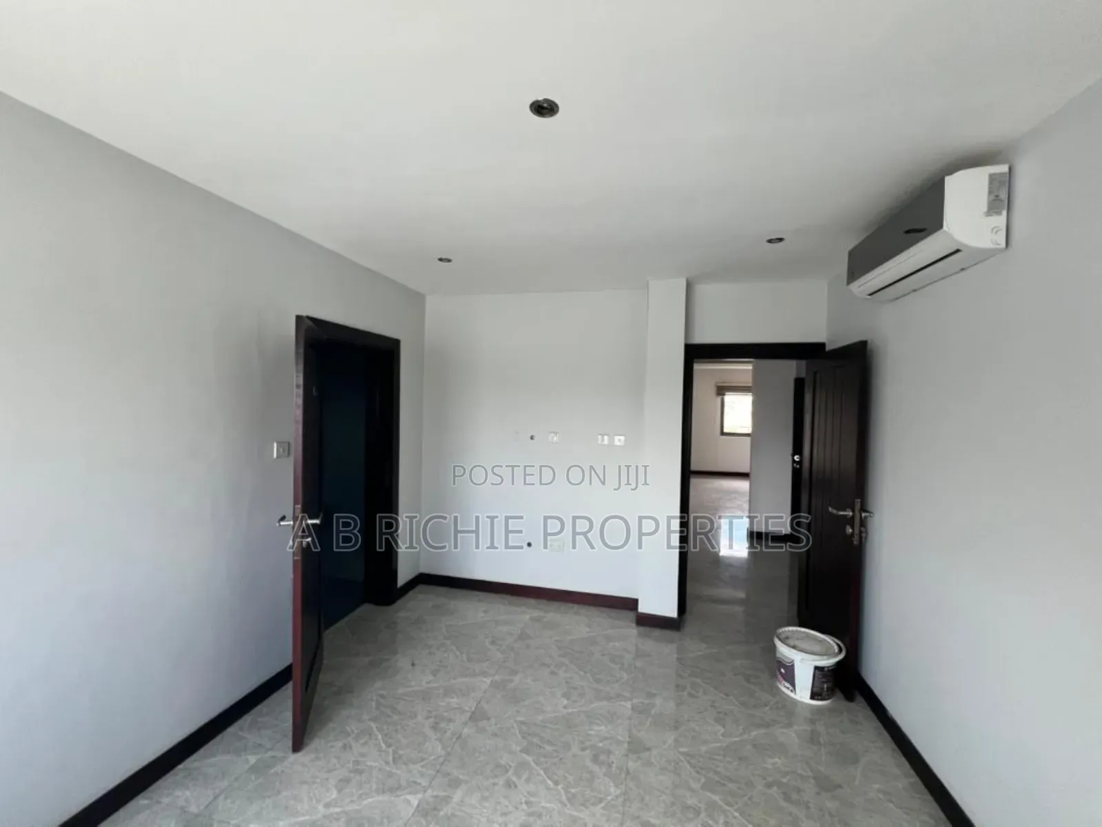 2bdrm Apartment in Ab Richie Properties, Abelemkpe for sale