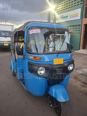 Bajaj RE 2025 Blue