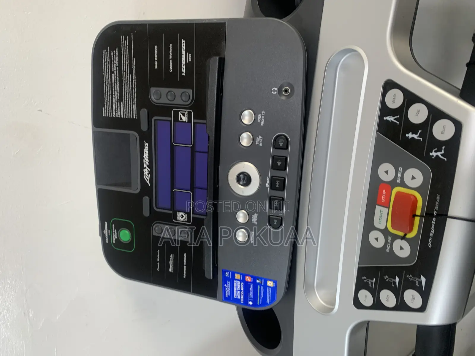 Life Fitness Treadmill 150kg