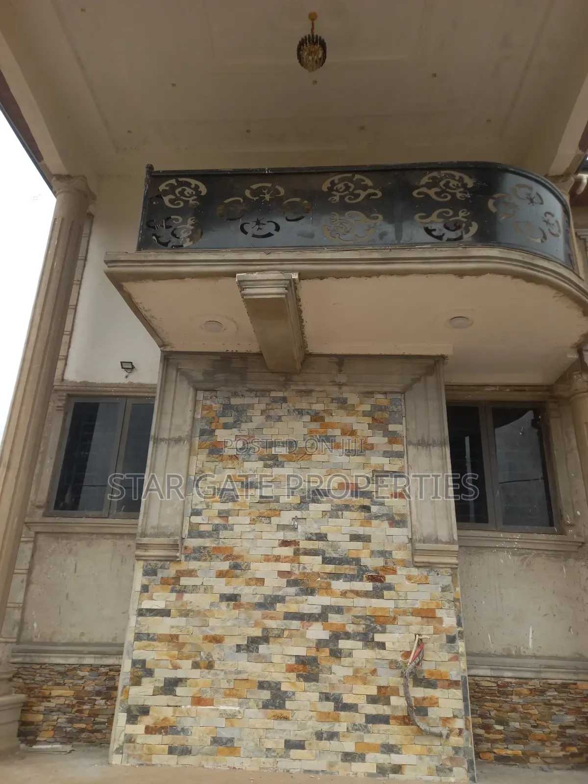 5bdrm House in Buoho Sasa, Kumasi Metropolitan for sale