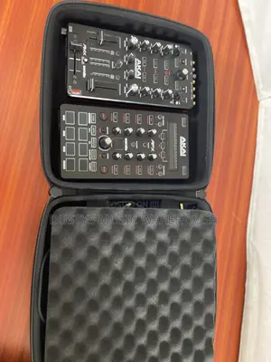 Akai Professional Amx Afx Audio Interface Serato