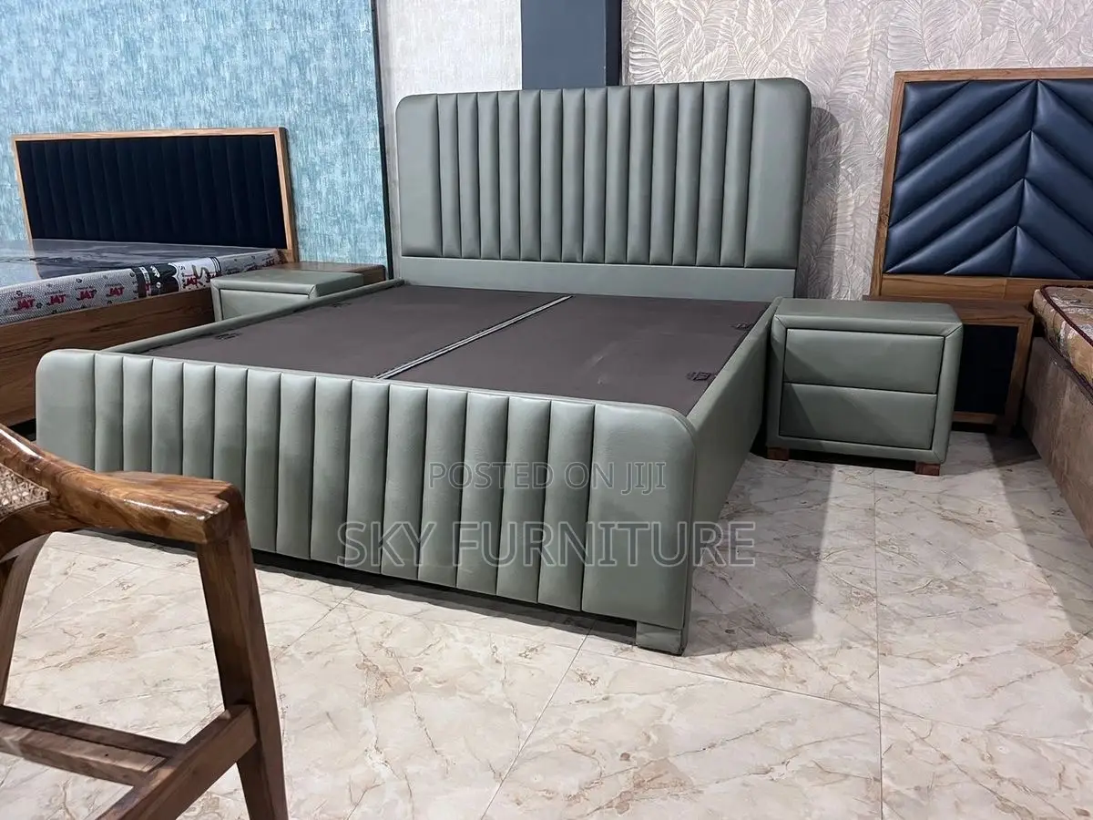 Upcycle King King-Size Bed Frame With Side Drawers