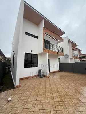 3bdrm Duplex in Oyarifa for rent
