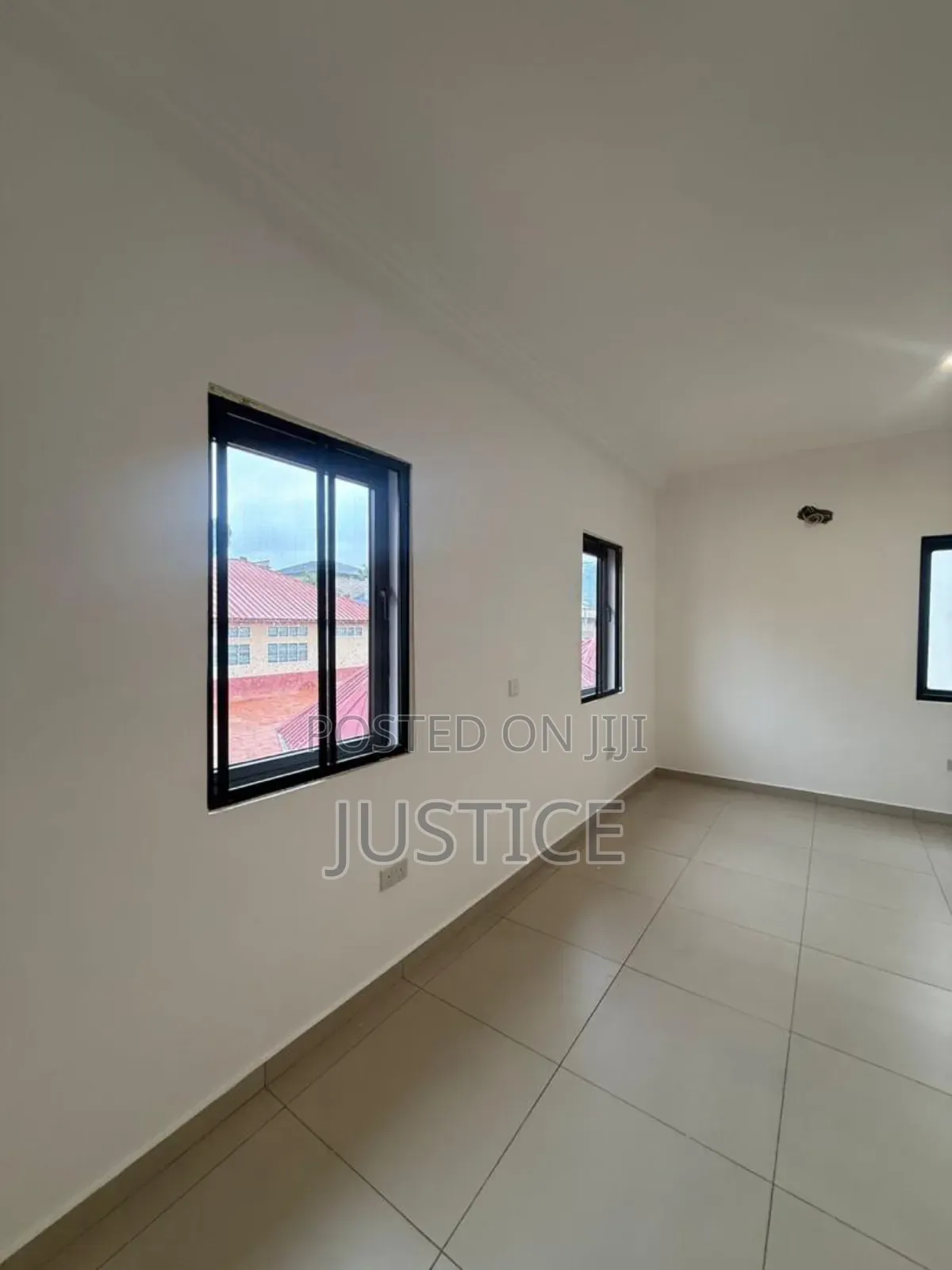 3bdrm Duplex in Oyarifa for rent