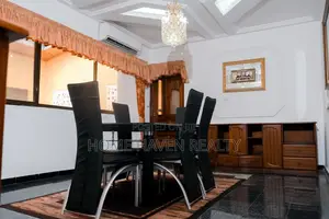 5bdrm House in Jafata, Sakumono for rent