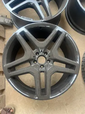 Benz GLS 550 Set of Rims