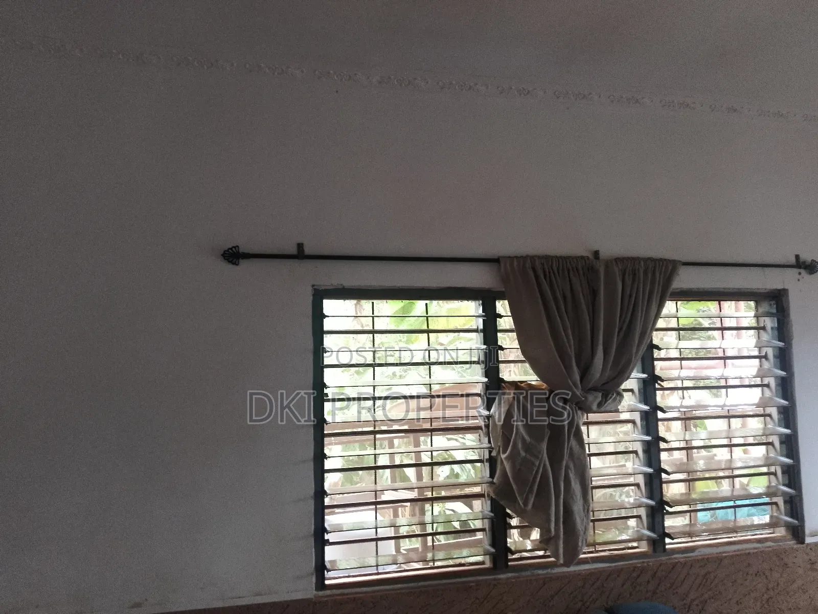 3bdrm House in Dki Properties, Oyibi for sale