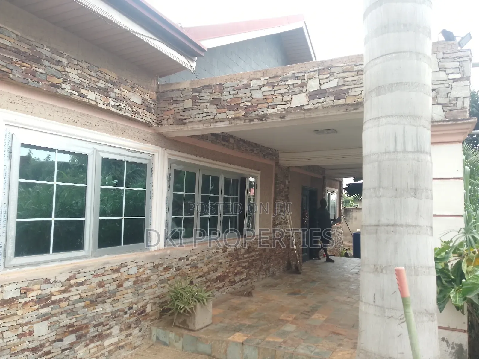 3bdrm House in Dki Properties, Oyibi for sale