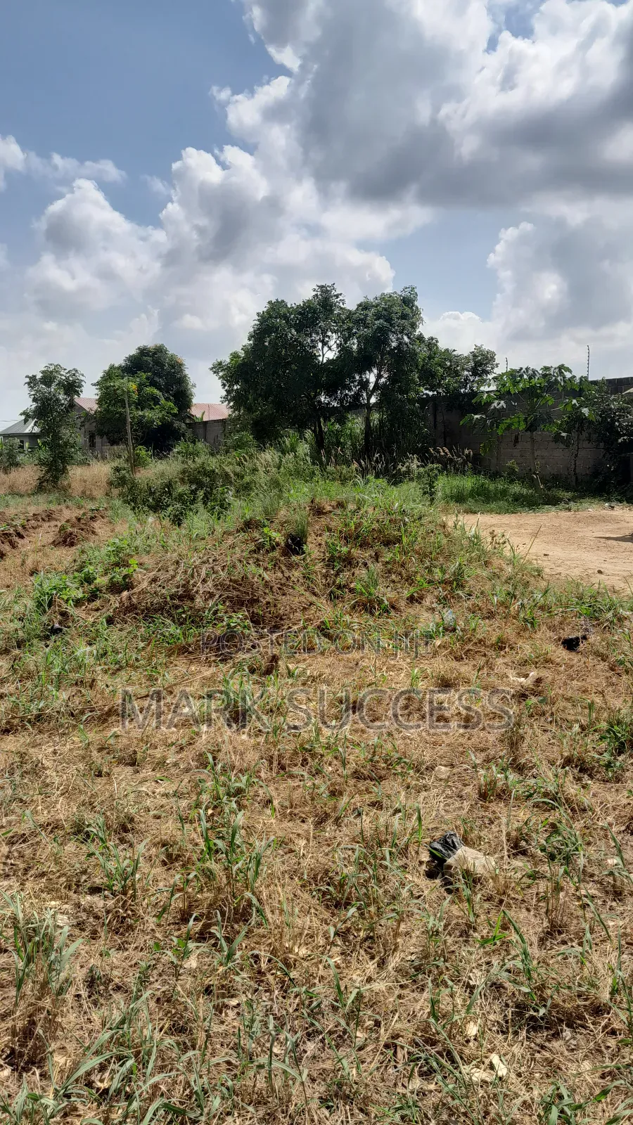 Road Side Fully Registered Plots for Sale at Ofankor Jeiriver