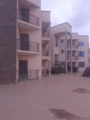 2bdrm Apartment in Lakeside Estate for rent