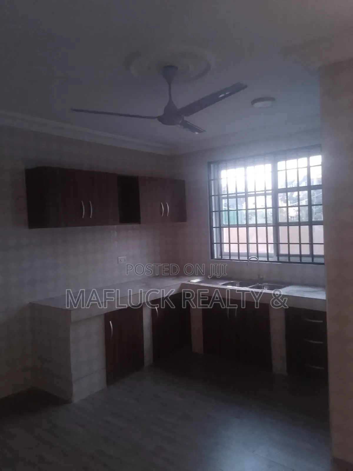 2bdrm Apartment in Lakeside Estate for rent