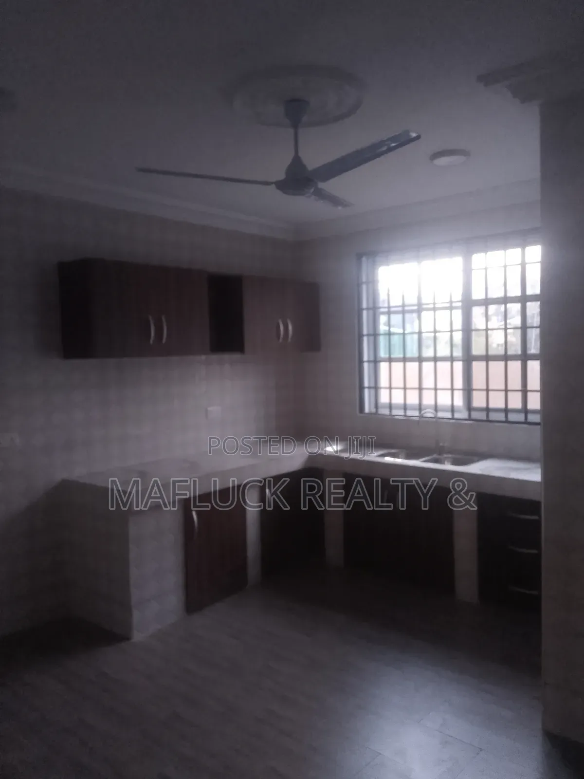 2bdrm Apartment in Lakeside Estate for rent