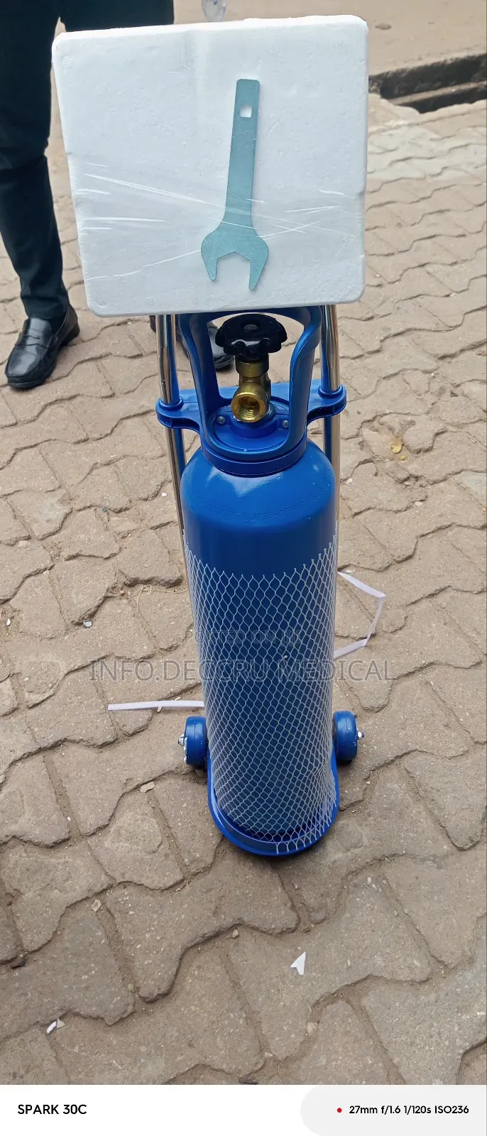 Oxygen Cylinder 10l