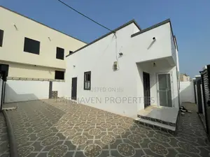 2bdrm House in Lashibi for sale