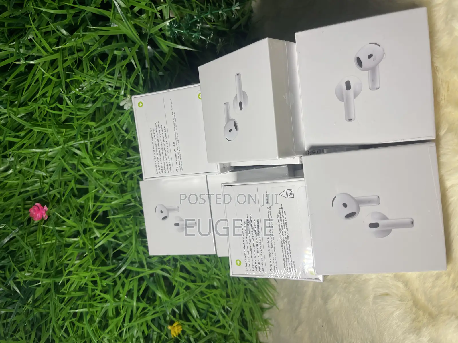 Apple Airpods 4 (4th Generation) With Wireless Charging Case