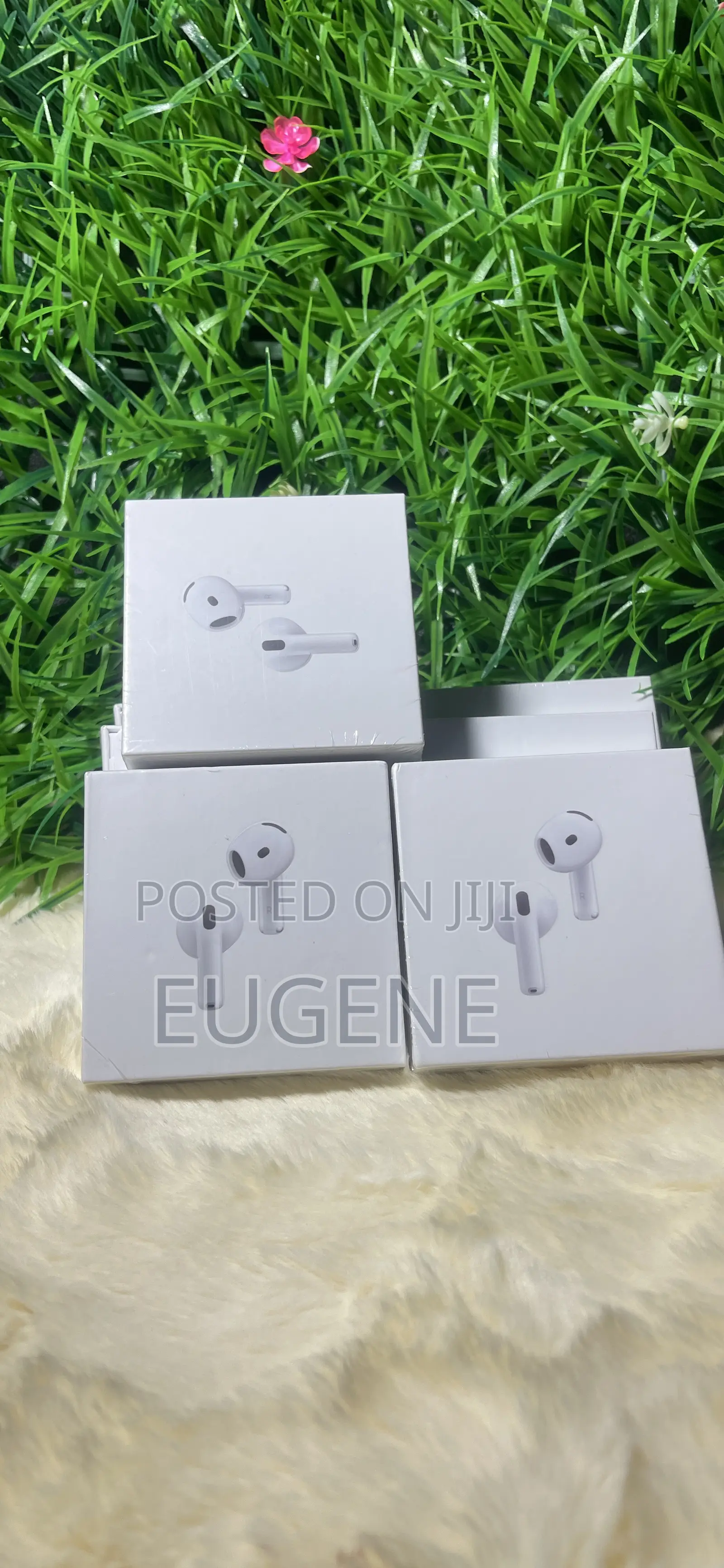 Apple Airpods 4 (4th Generation) With Wireless Charging Case