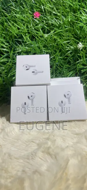 Apple Airpods 4 (4th Generation) With Wireless Charging Case