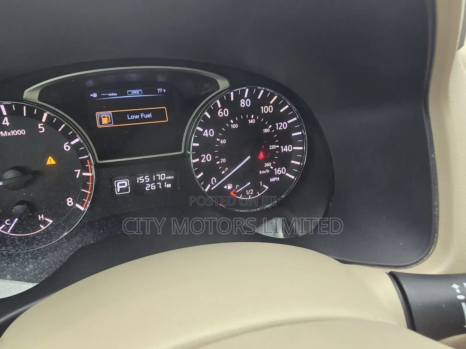 Nissan Pathfinder Platinum 4x4 2013 Black