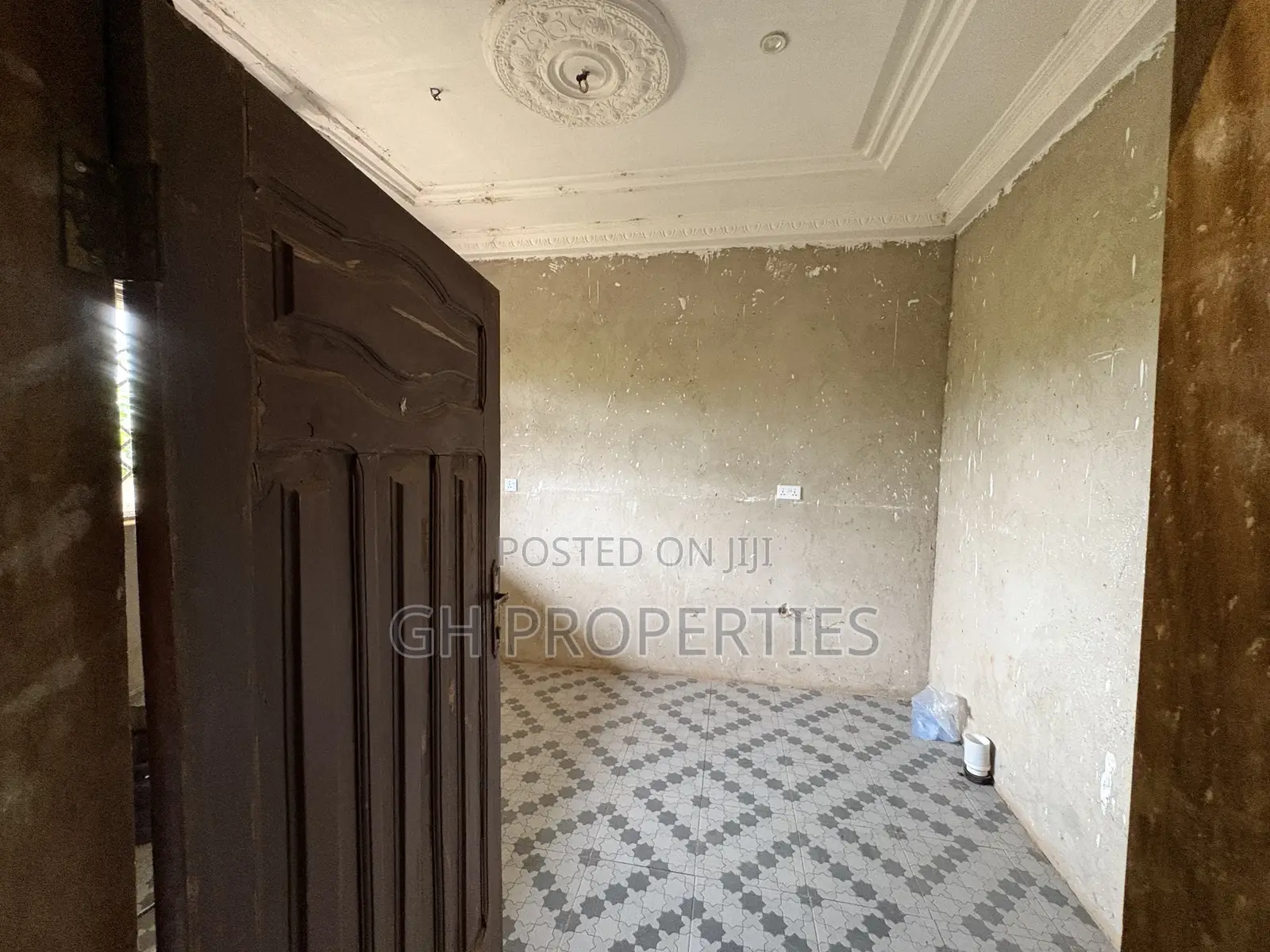 4bdrm Apartment in Sokoban,Wood Village, Kumasi Metropolitan for sale