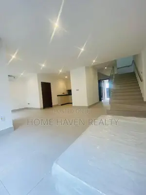3bdrm House in Roman Ridge, Airport Residential Area for rent