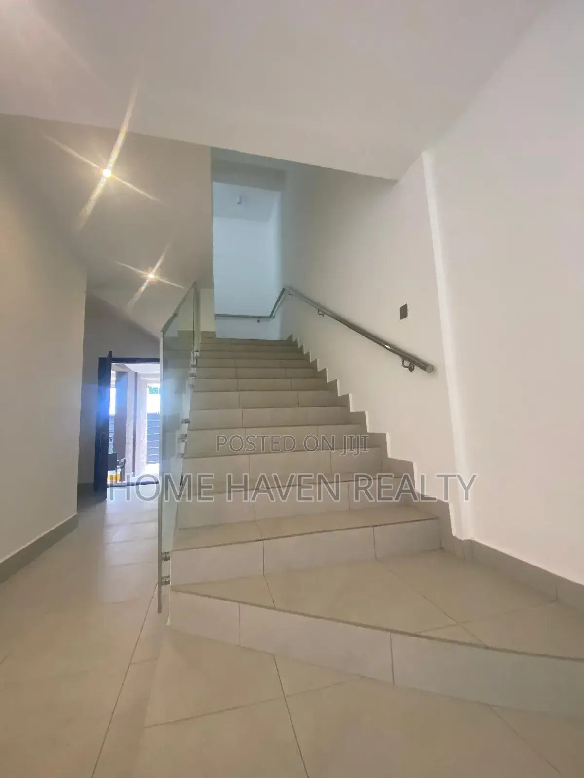 3bdrm House in Roman Ridge, Airport Residential Area for rent