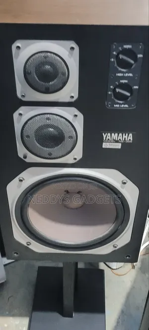 Yamaha Ns-366 Speakers